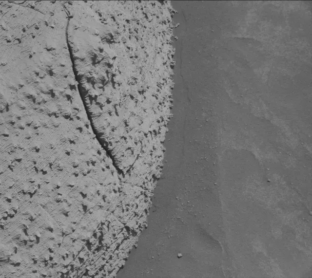 Sol 3845: Mast Camera (Mastcam)