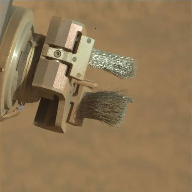 Sol 3845: Mast Camera (Mastcam)