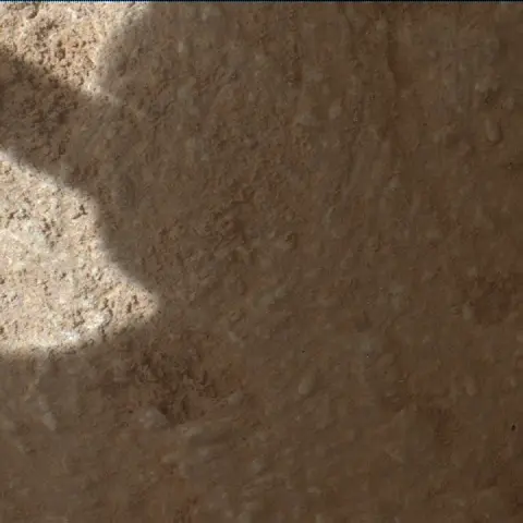 Sol 3845: Mars Hand Lens Imager (MAHLI)