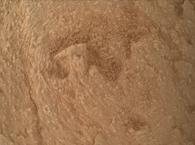 Sol 3845: Mars Hand Lens Imager (MAHLI)