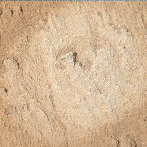Sol 3845: Mars Hand Lens Imager (MAHLI)