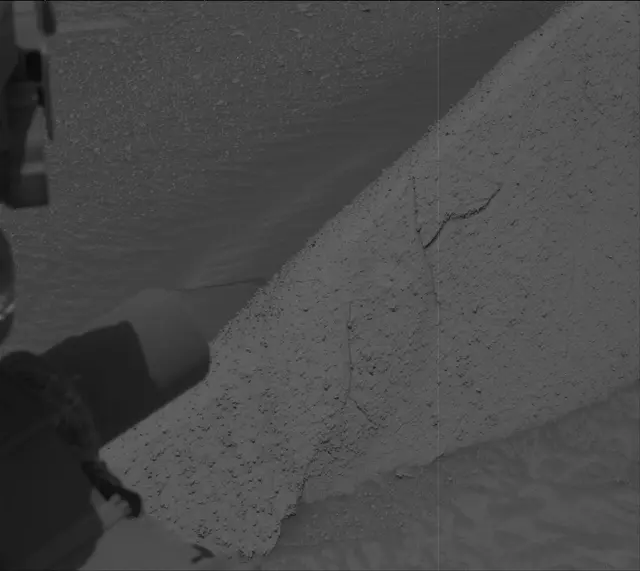Sol 3846: Mast Camera (Mastcam)