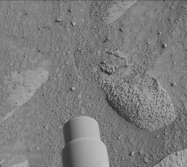 Sol 3846: Mast Camera (Mastcam)