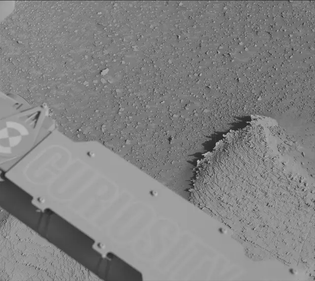 Sol 3846: Mast Camera (Mastcam)