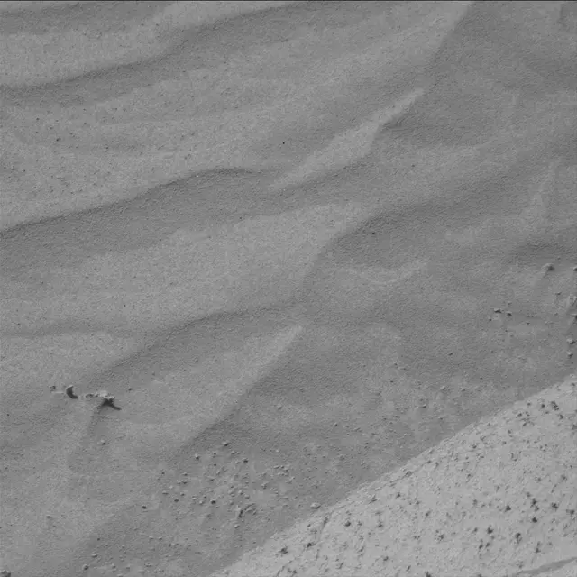 Sol 3846: Mast Camera (Mastcam)