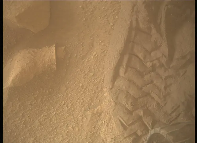 Sol 3849: Mars Descent Imager (MARDI)