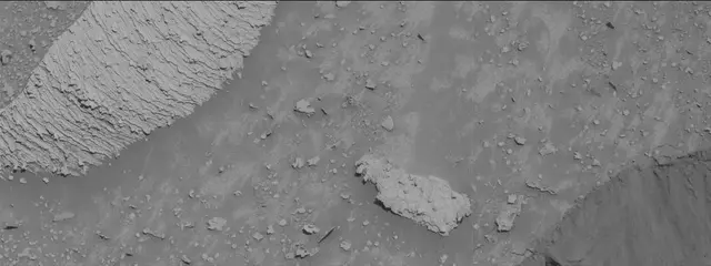 Sol 3851: Mast Camera (Mastcam)