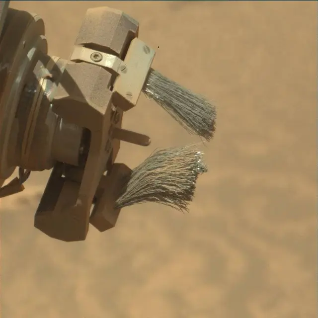 Sol 3851: Mast Camera (Mastcam)