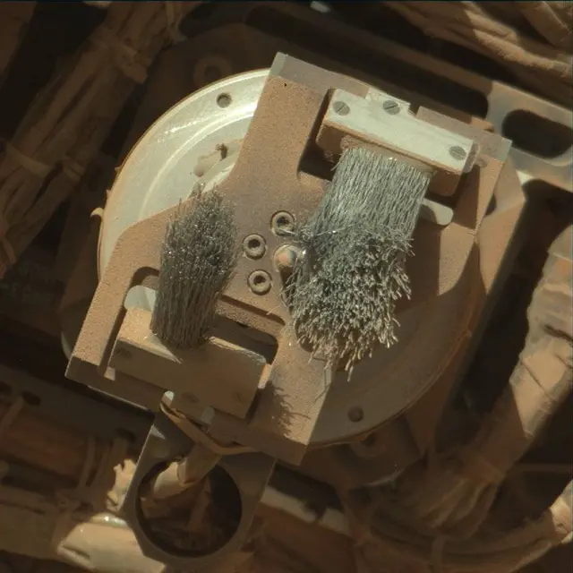 Sol 3851: Mast Camera (Mastcam)