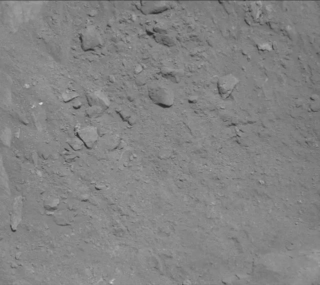 Sol 3851: Mast Camera (Mastcam)