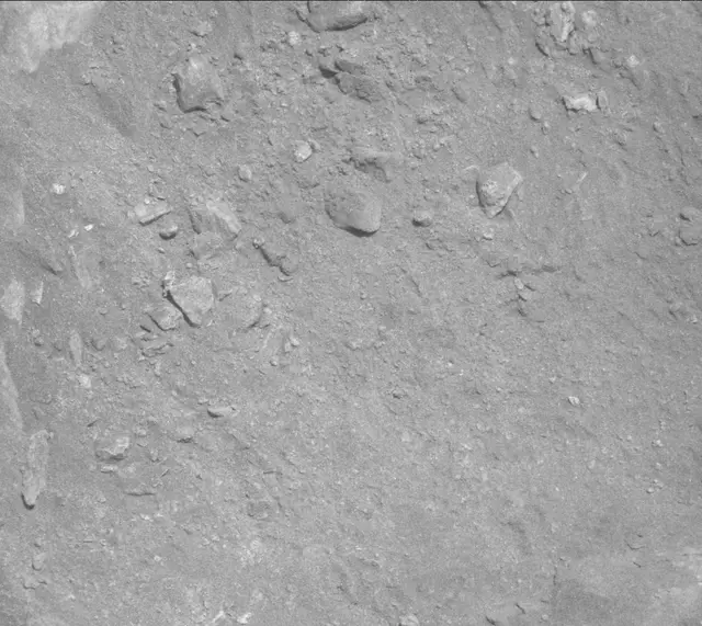 Sol 3851: Mast Camera (Mastcam)