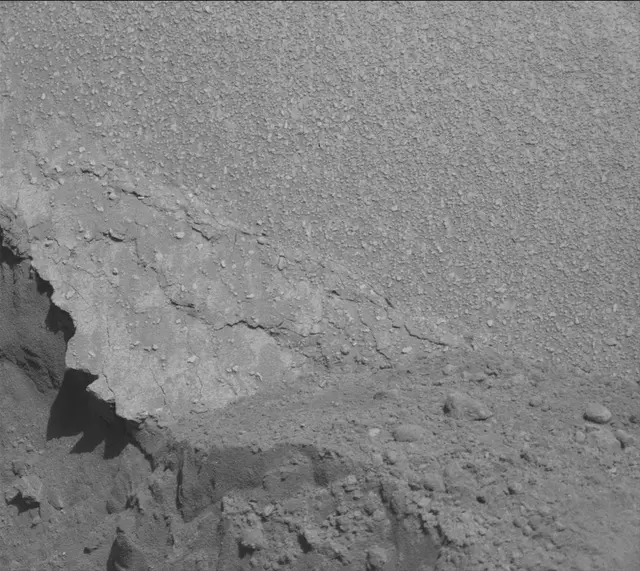 Sol 3851: Mast Camera (Mastcam)
