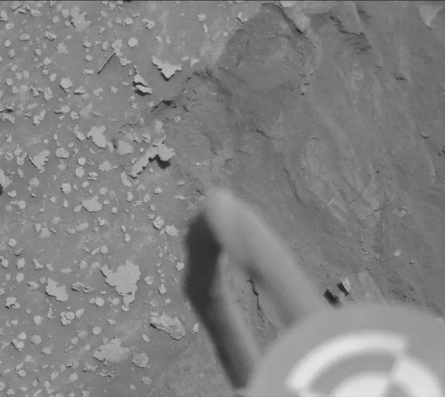 Sol 3851: Mast Camera (Mastcam)