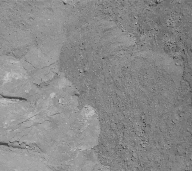 Sol 3851: Mast Camera (Mastcam)