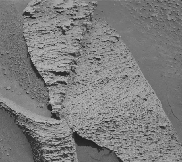 Sol 3851: Mast Camera (Mastcam)