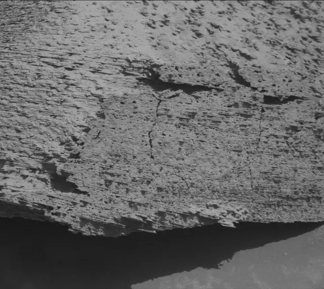 Sol 3851: Mast Camera (Mastcam)