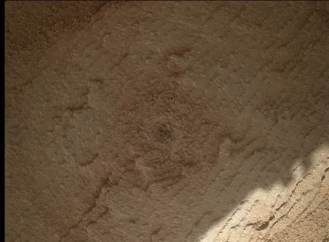 Sol 3851: Mars Hand Lens Imager (MAHLI)