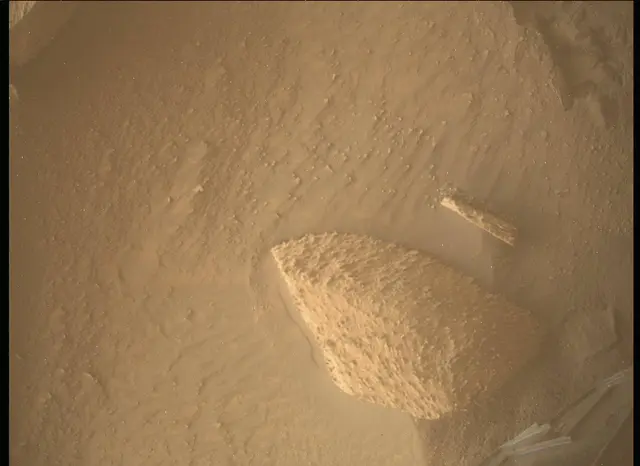Sol 3851: Mars Descent Imager (MARDI)