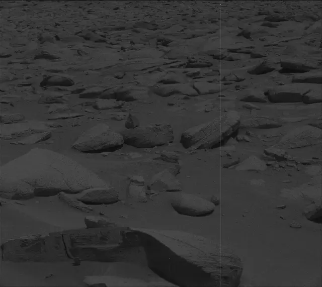 Sol 3853: Mast Camera (Mastcam)
