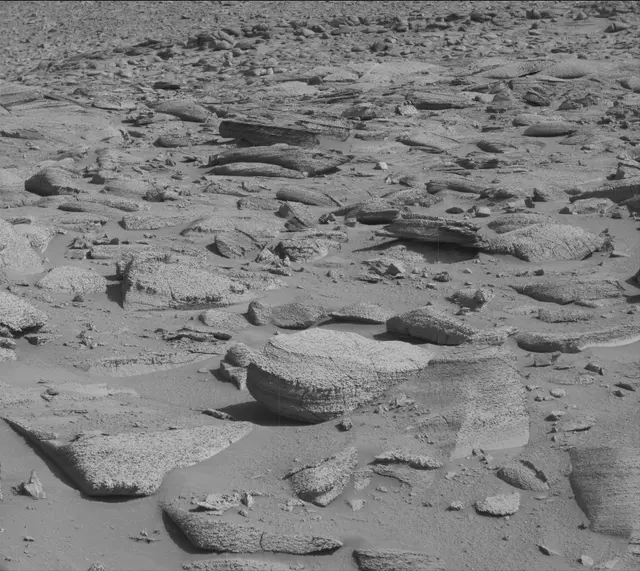 Sol 3853: Mast Camera (Mastcam)