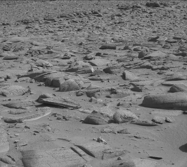 Sol 3853: Mast Camera (Mastcam)
