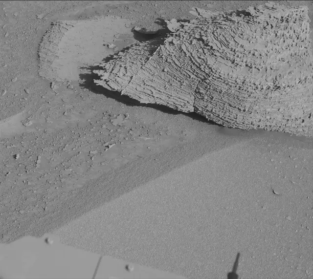 Sol 3853: Mast Camera (Mastcam)