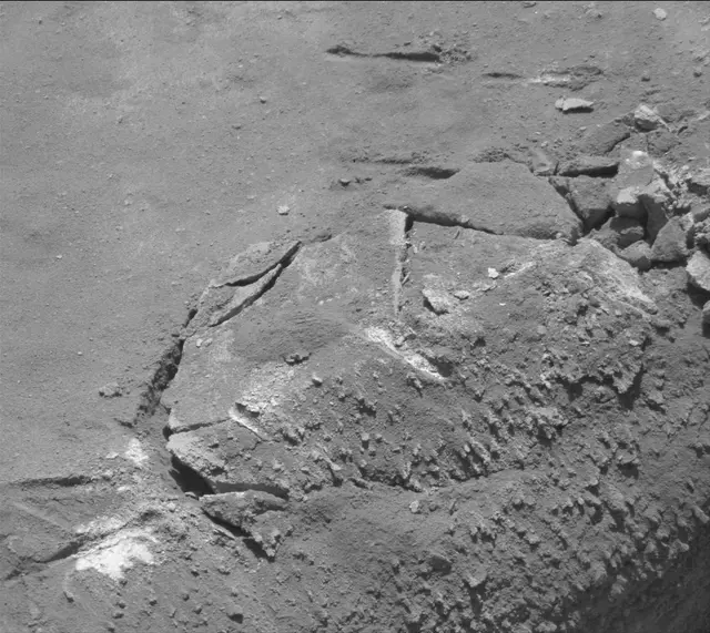 Sol 3853: Mast Camera (Mastcam)