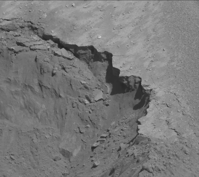 Sol 3853: Mast Camera (Mastcam)