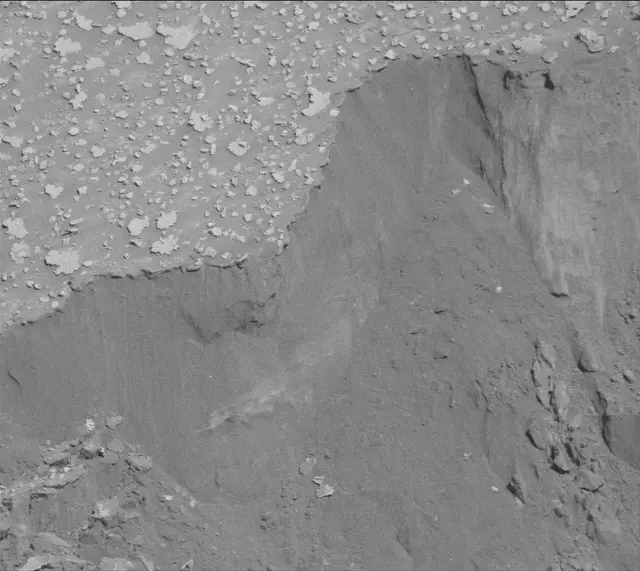 Sol 3853: Mast Camera (Mastcam)
