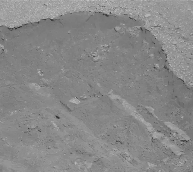Sol 3853: Mast Camera (Mastcam)