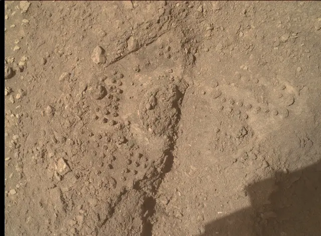 Sol 3853: Mars Hand Lens Imager (MAHLI)
