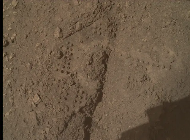 Sol 3853: Mars Hand Lens Imager (MAHLI)