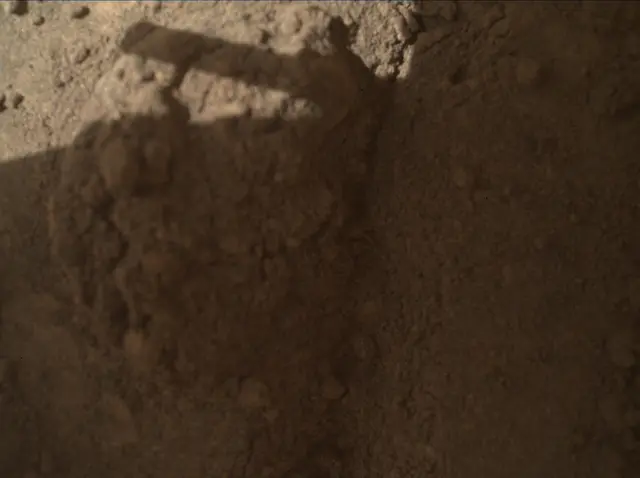 Sol 3853: Mars Hand Lens Imager (MAHLI)