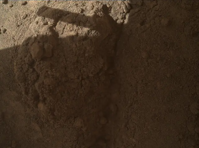 Sol 3853: Mars Hand Lens Imager (MAHLI)