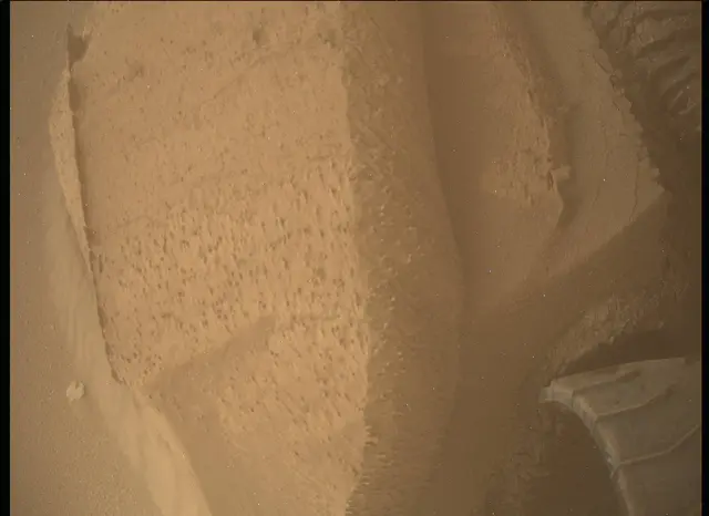 Sol 3853: Mars Descent Imager (MARDI)