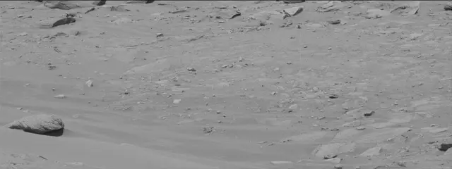Sol 3855: Mast Camera (Mastcam)
