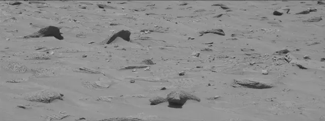 Sol 3855: Mast Camera (Mastcam)