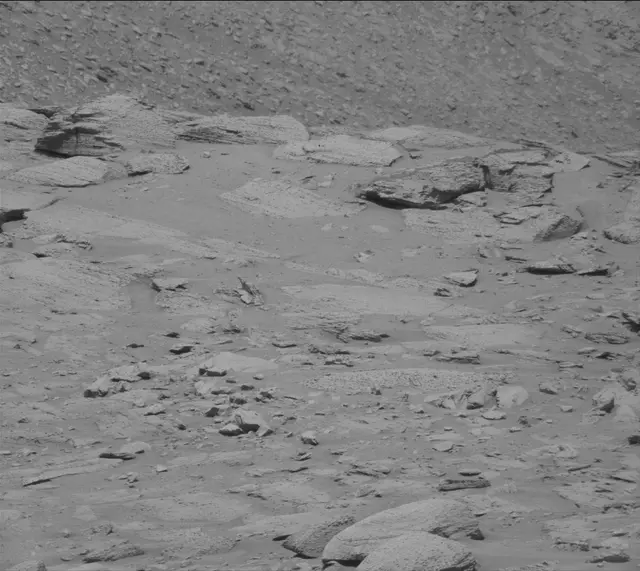 Sol 3855: Mast Camera (Mastcam)