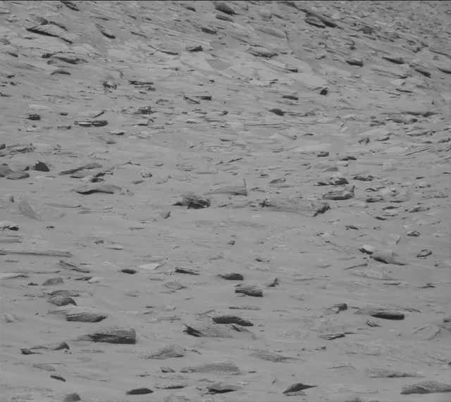 Sol 3855: Mast Camera (Mastcam)