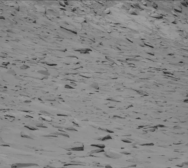 Sol 3855: Mast Camera (Mastcam)