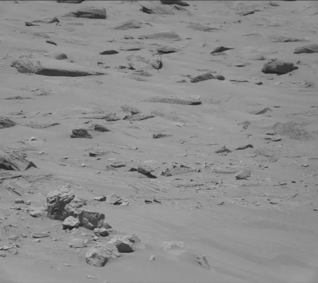 Sol 3855: Mast Camera (Mastcam)