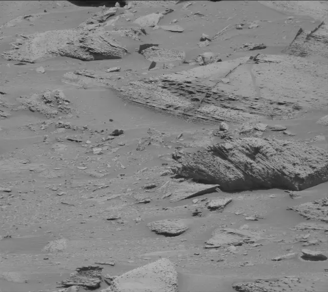 Sol 3855: Mast Camera (Mastcam)