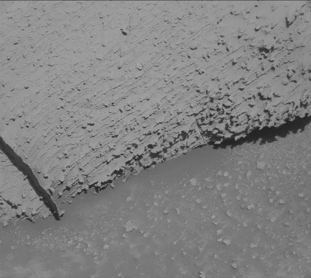 Sol 3855: Mast Camera (Mastcam)