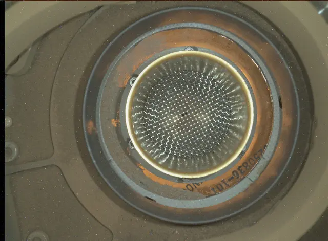 Sol 3855: Mars Hand Lens Imager (MAHLI)