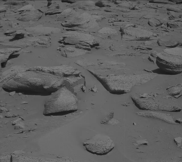 Sol 3856: Mast Camera (Mastcam)
