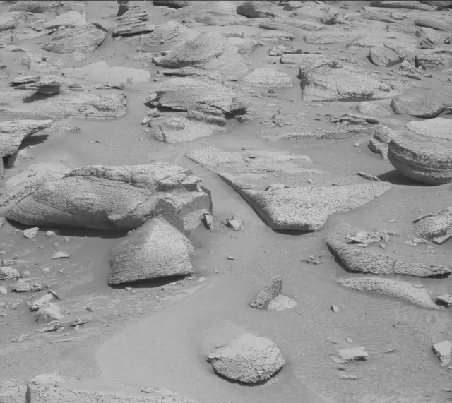 Sol 3856: Mast Camera (Mastcam)