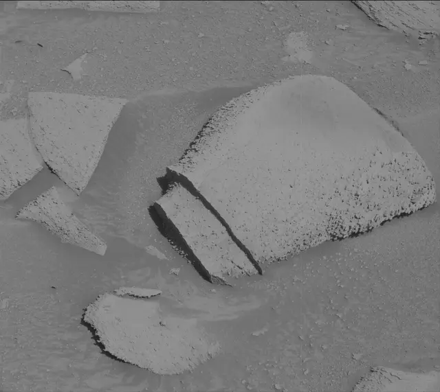 Sol 3856: Mast Camera (Mastcam)