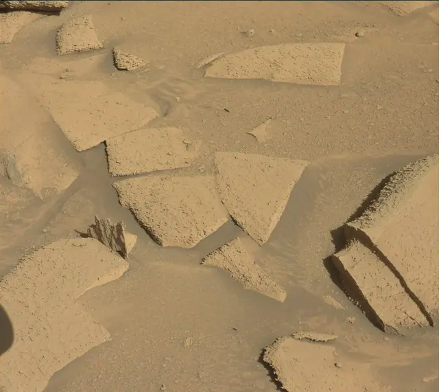 Sol 3856: Mast Camera (Mastcam)