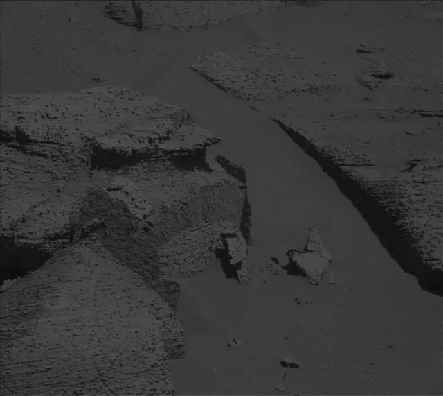 Sol 3856: Mast Camera (Mastcam)