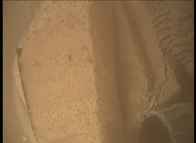 Sol 3856: Mars Descent Imager (MARDI)